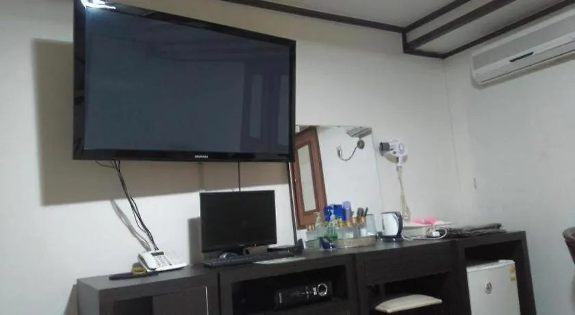 Nine Hotel Incheon