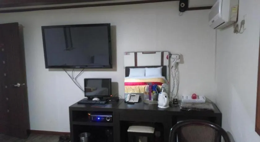 Motel Nine Hotel Incheon
