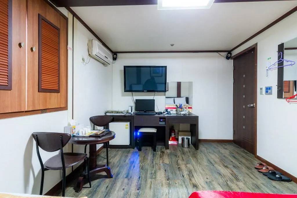** Motel Nine Hotel Incheon South Korea